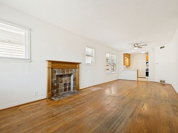 3rd image of 6025 Llano Ave