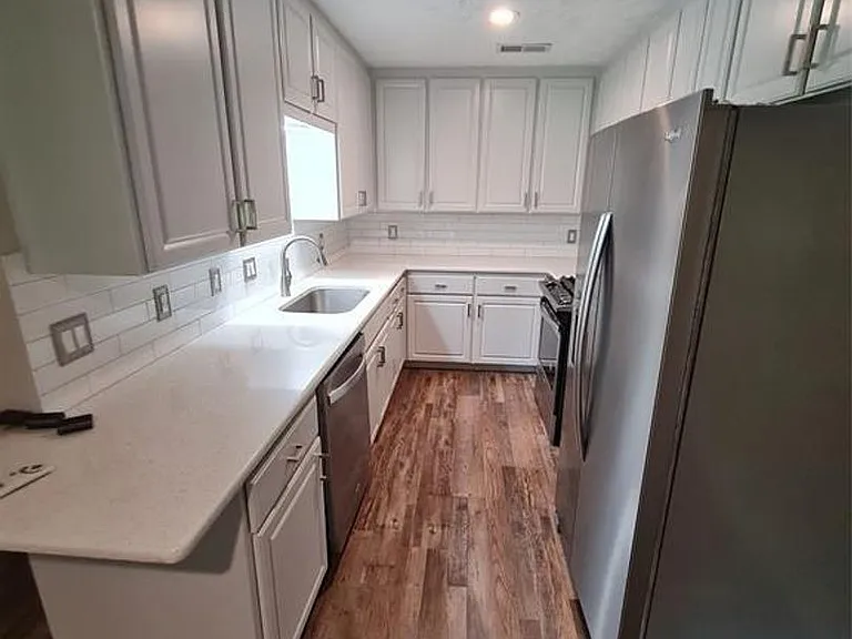 804 Winter Pl — Photo 7
