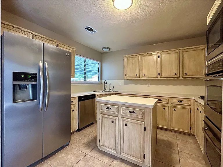 2711 Laurel Creek Way — Photo 14