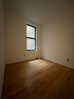 4th image of 218 Thompson St #14A