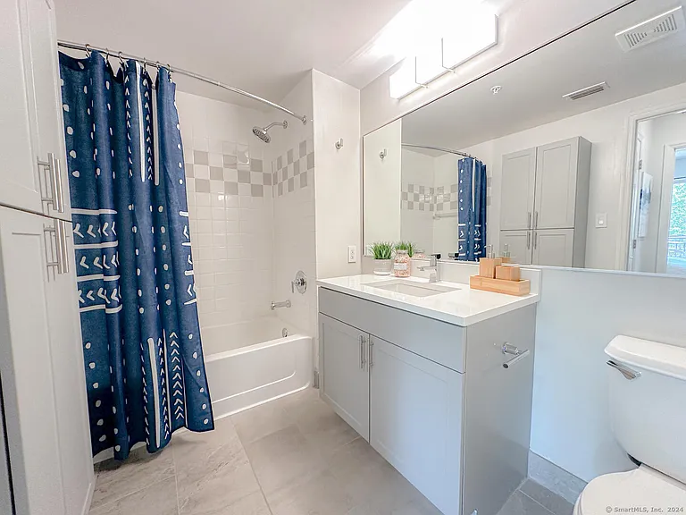 52 Forest St #816 — Photo 10