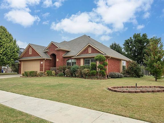 2nd image of 109 Fieldview Dr