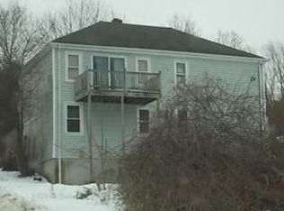 135 Randolph Ave, Tiverton, RI 02878