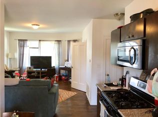 2017 E 82nd St #1, Chicago, IL 60617