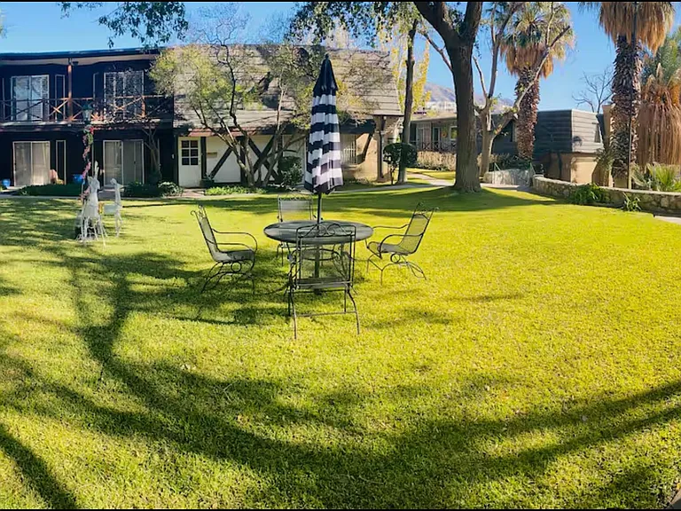 350 Thunderbird Dr #21 — Photo 2