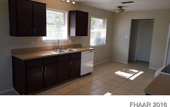 4th image of 2607 Littlewood Dr