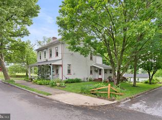 205 Henry St, Pottstown, PA 19464