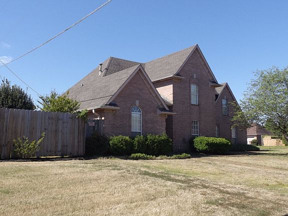 3rd image of 7833 Tankerston Dr