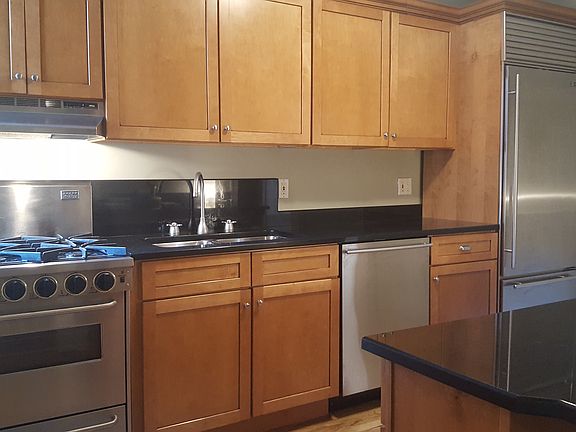 4th image of 267 S 21st St