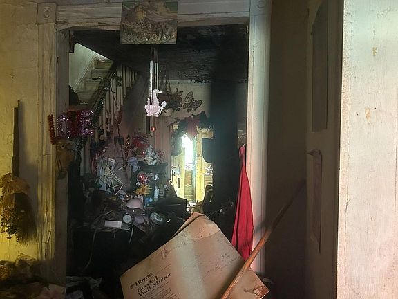 4th image of 208 S Smallwood St