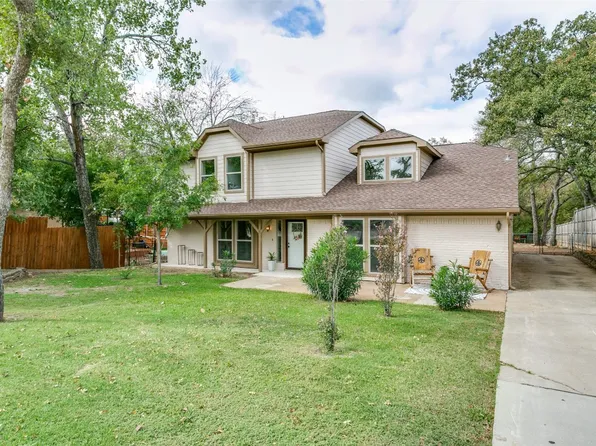 8 Live Oak Ln, Hickory Creek, TX 75065