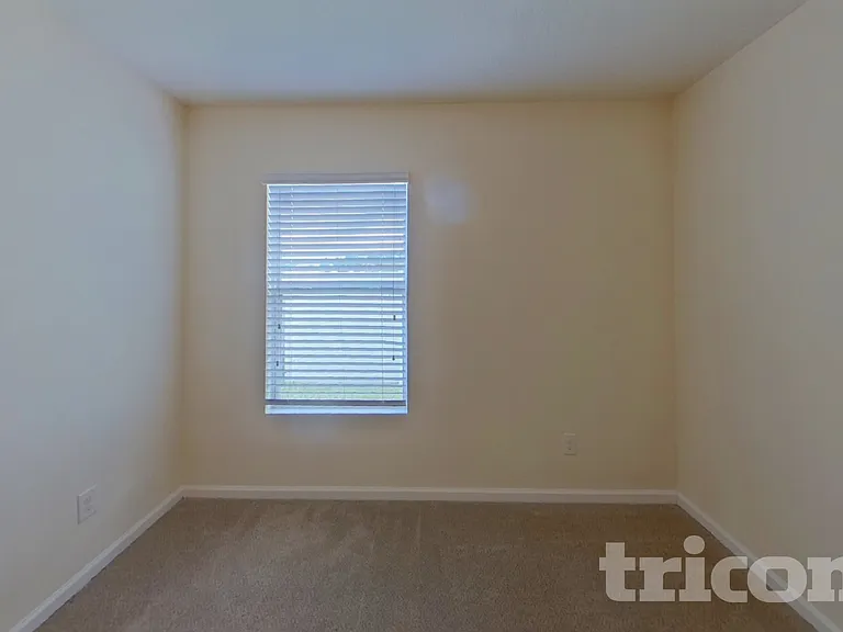 3323 Canyon Falls Dr — Photo 11