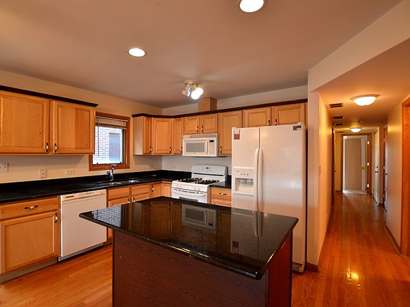 4th image of 7423 W Archer Ave Ste 2E
