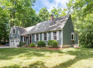 8 Melody Ln, Ivoryton, CT 06442