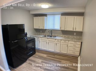 6112 NW Bell Rd APT D, Parkville, MO 64152