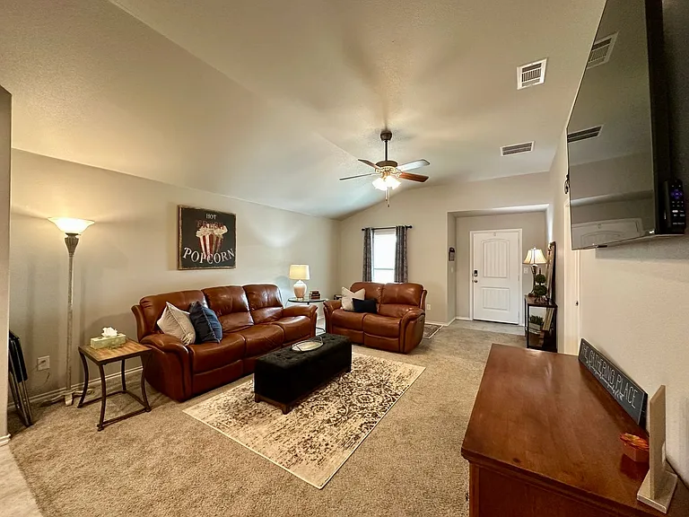 3704 Prentiss Ave — Photo 3