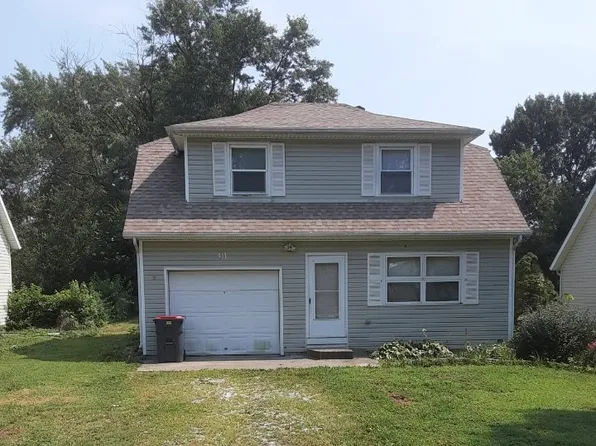 411 Pettis St, Windsor, MO 65360