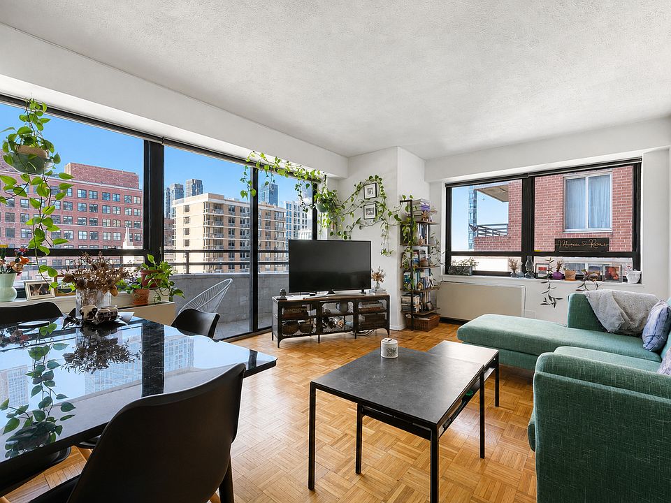 1st image of 240 E 47th St APT 16A