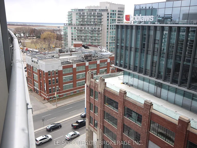 38 Dan Leckie Way #1205 — Photo 19