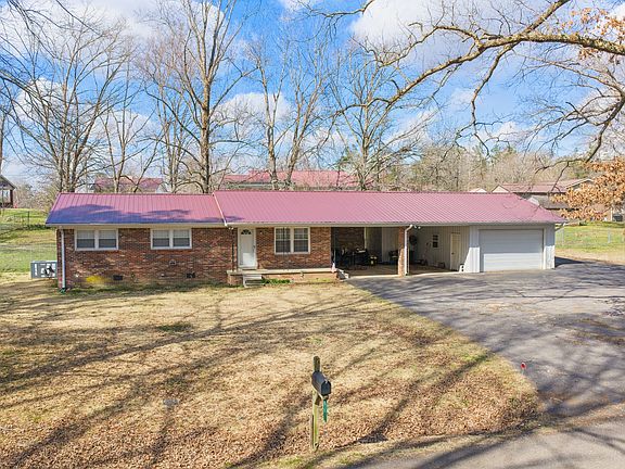 4th image of 96 Maple Cir