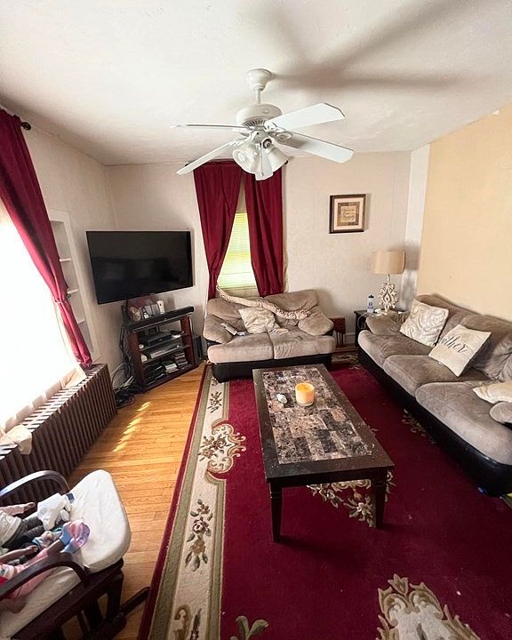 2nd image of 312 Park St