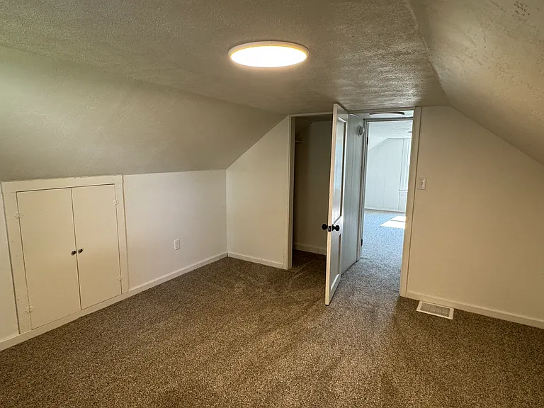 437 Genoa Ave NW — Photo 11