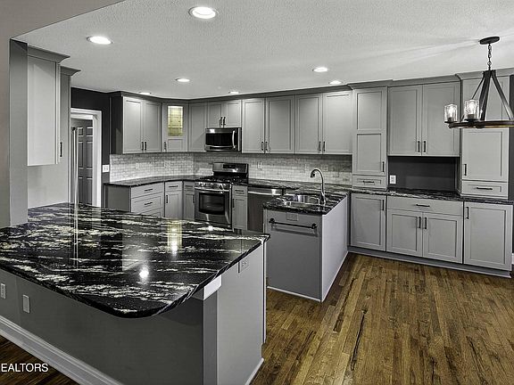 4th image of 126 Oostanali Way