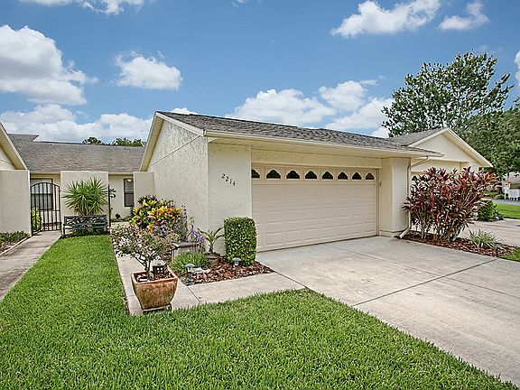 2nd image of 2214 Cypress Cove Dr