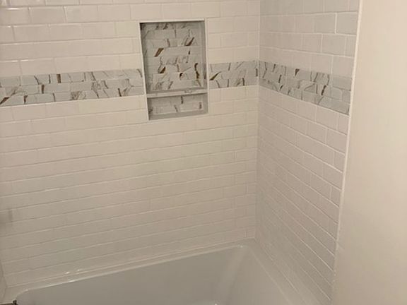 5th image of 10426 Imperial Hwy APT A
