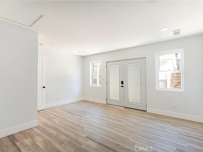 211 Florence Pl #A — Photo 11