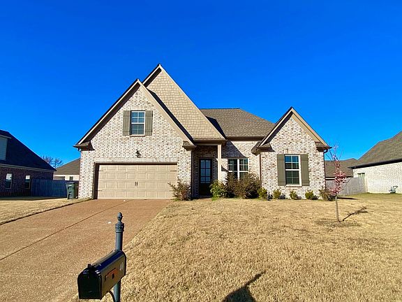 3rd image of 40 Birkdale Dr