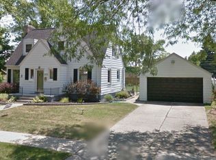 17824 Lincoln Ave, Eastpointe, MI 48021
