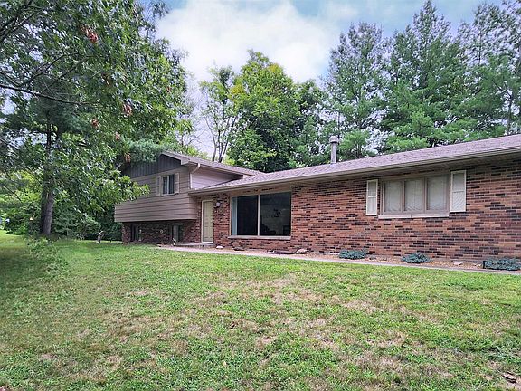 2nd image of 3 Belmont Dr