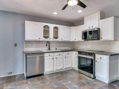 4201 Longmeadow Way, Fort Worth, TX, 76133