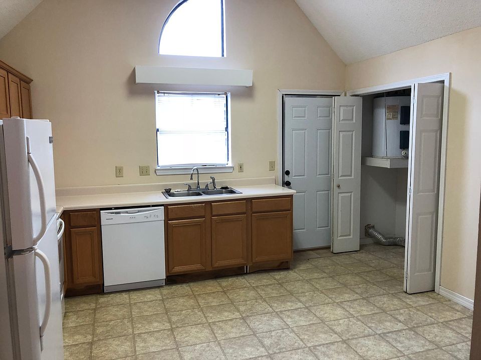 Kitchen with laundry closet
