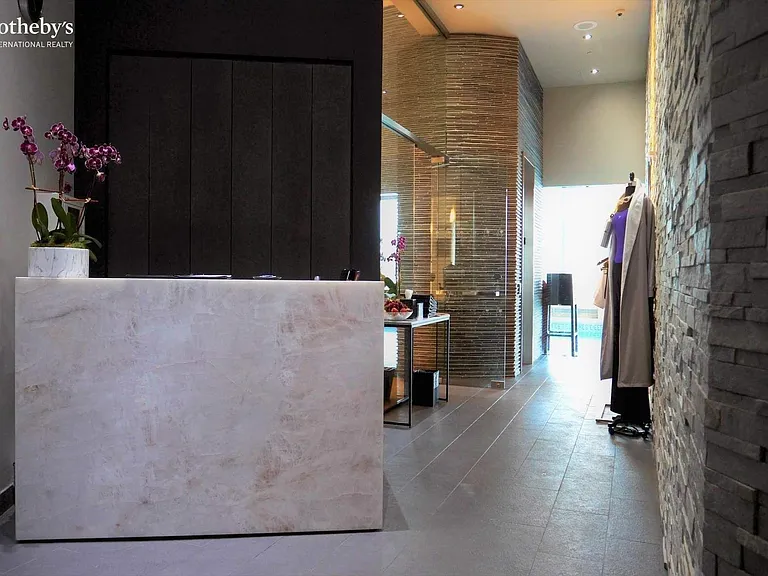 25 Columbus Cir #75CE — Photo 36