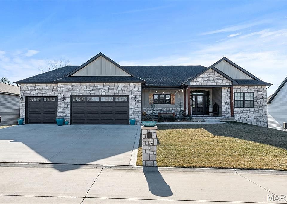 1st image of 136 Valley Brook Ct