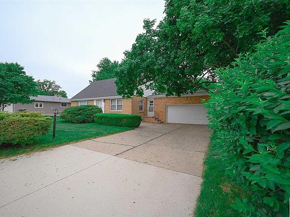 4th image of 4813 Mayhew Ave