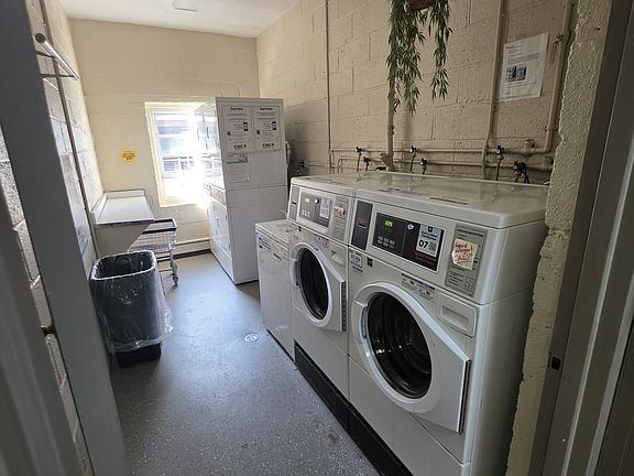 3rd image of 8829 Kennedy Blvd #Aa1