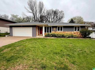 3426 Pawnee Pl, Sioux City, IA 51104