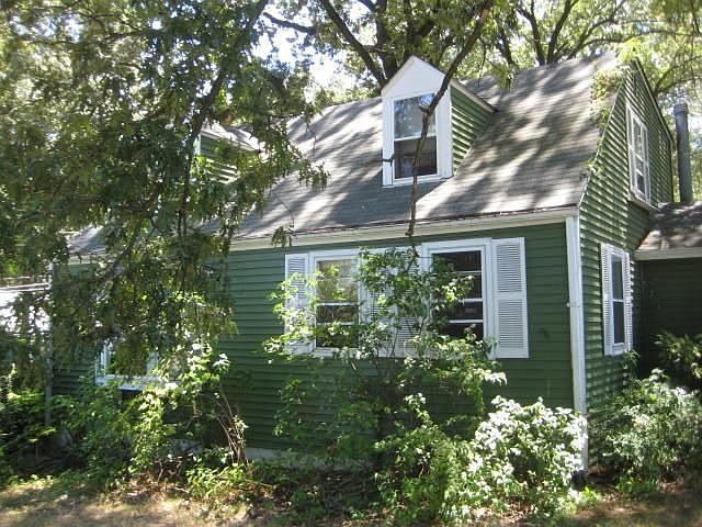 2nd image of 5906 63rd Ave
