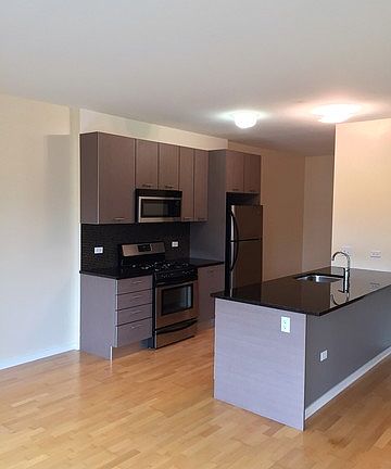 2nd image of 659 W Randolph St #408