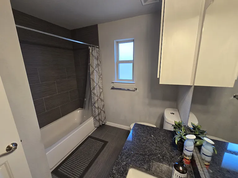 3005 Casa Bella Dr — Photo 3