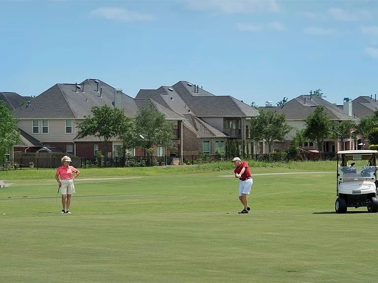 2337 Mayfield Trail Ct — Photo 32