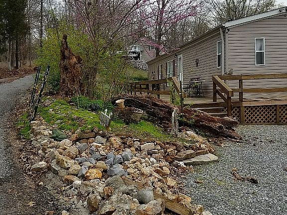 2nd image of 1134 Shine Ln