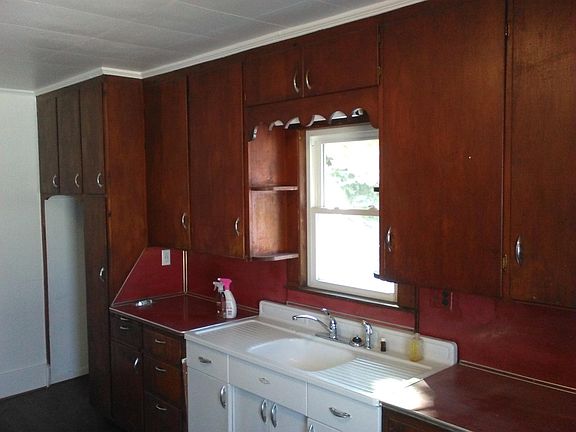 5th image of 6411 E Eaton Hwy