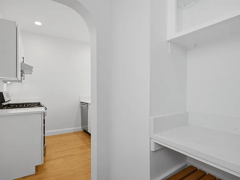 21 Cutter St #1 — Photo 12