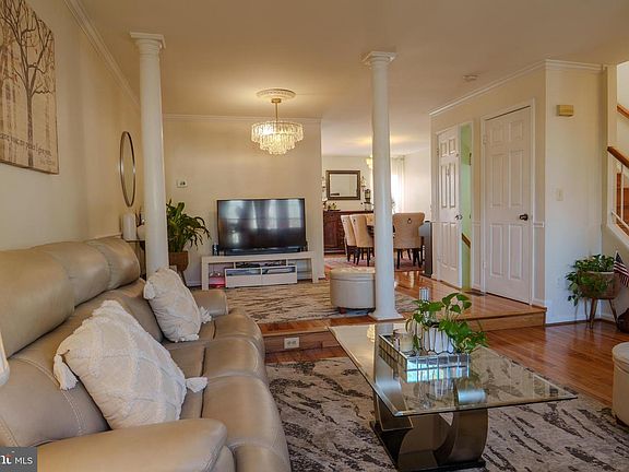 5th image of 16785 Capon Tree Ln