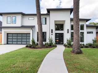 12818 Tosca Ln, Houston, TX 77024