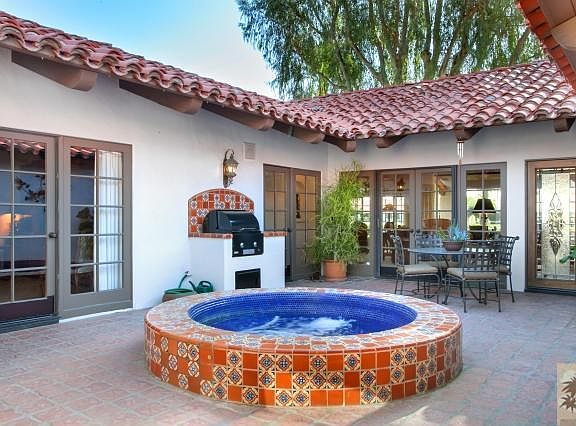 3rd image of 49398 Avila Dr